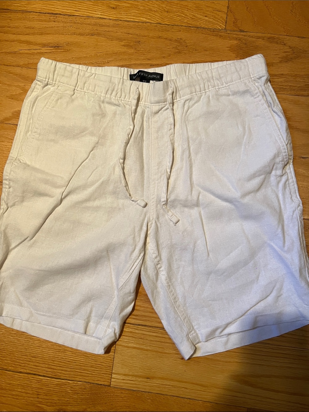Saks Fifth Avenue Men's White Drawstring Hybrid Shorts